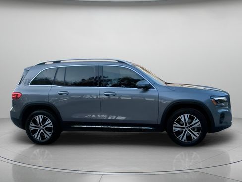Used 2026 Mercedes-Benz GLB 250 w/ Exclusive Package image 33