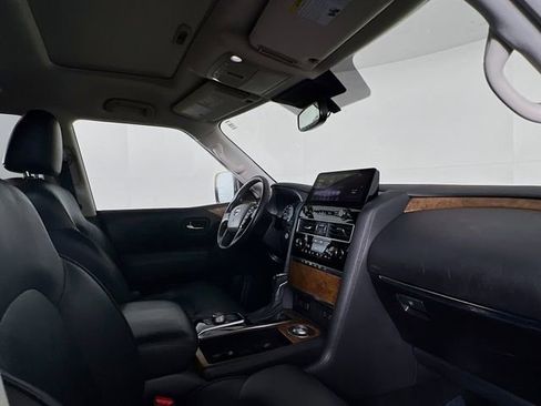 Used 2022 Nissan Armada SL image 10