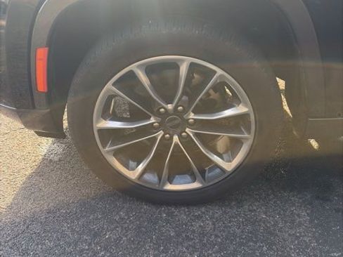 Used 2022 Jeep Wagoneer Series II w/ Premium Group I image 34