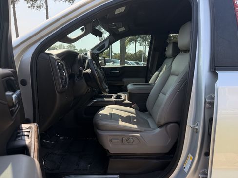 Used 2020 Chevrolet Silverado 1500 RST AWD/4WD image 15