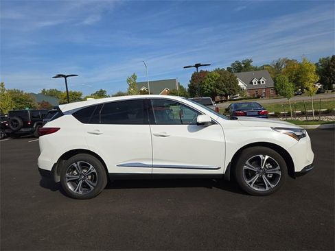 Used 2022 Acura RDX AWD w/ Advance Package image 2