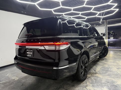 Used 2023 Lincoln Navigator L Reserve w/ Equipment Group 201A image 3