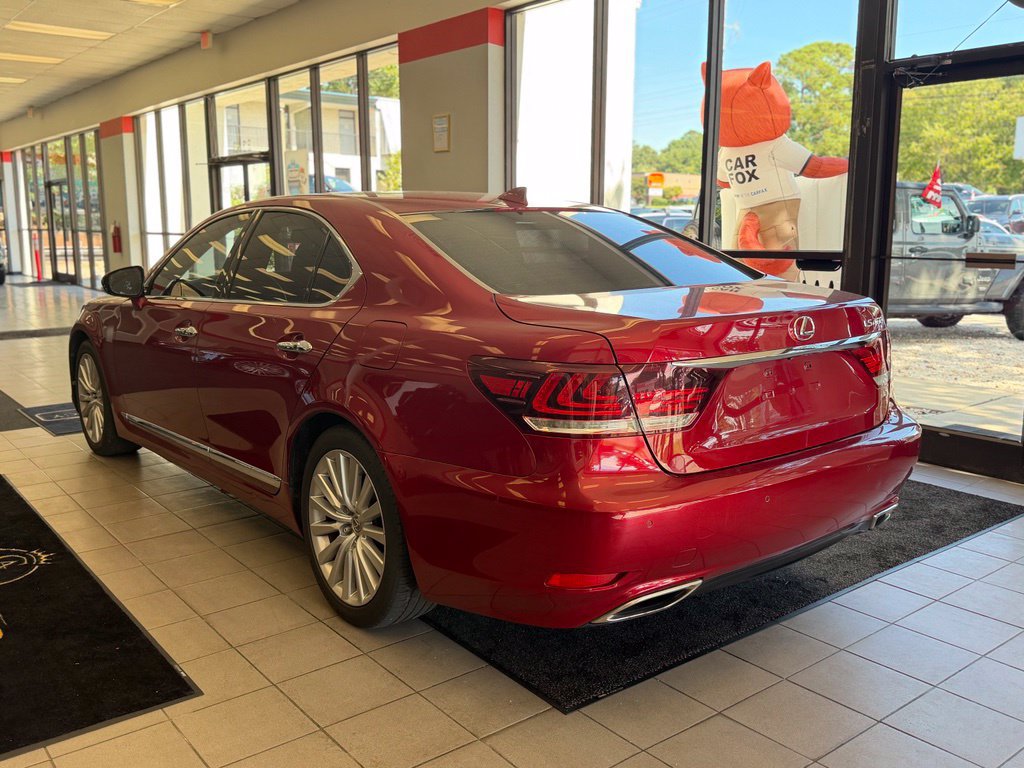 Used 2014 Lexus LS 460 w/ Comfort Package RWD image 4