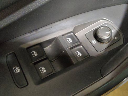 Used 2019 Volkswagen Jetta SE FWD image 27