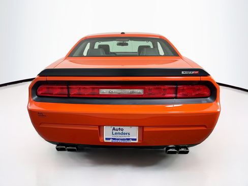 Used 2009 Dodge Challenger SRT8 RWD image 6