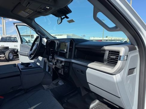 New 2026 Ford F550 4x4 Crew Cab image 29