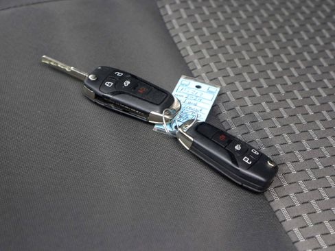 Used 2024 Ford Transit 350 XLT image 29