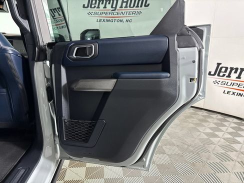 Used 2021 Ford Bronco First Edition AWD/4WD image 27
