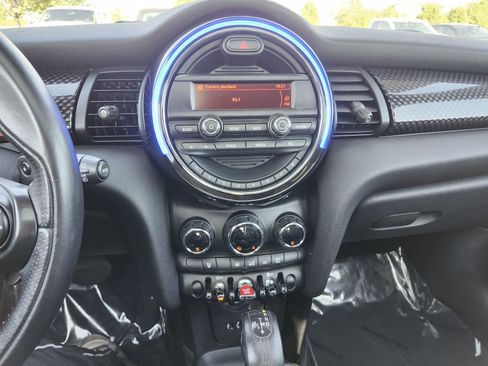 Used 2015 MINI Cooper S FWD image 28