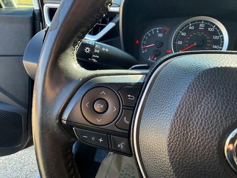Used 2022 Toyota Corolla SE image 17