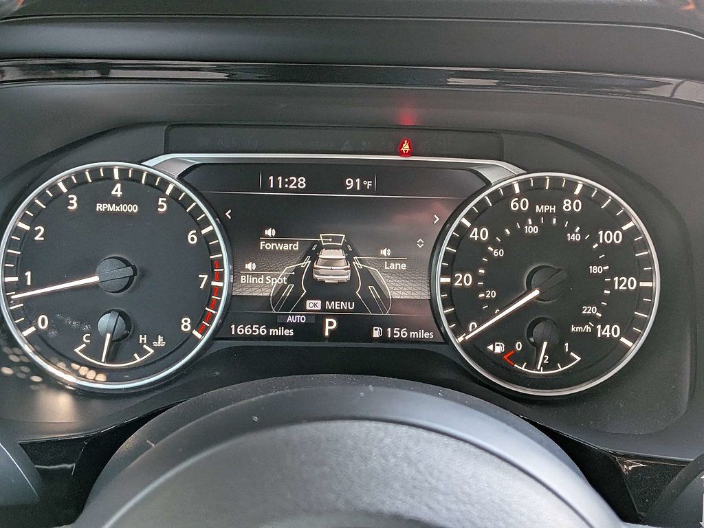 Used 2025 Nissan Pathfinder Rock Creek AWD/4WD image 34