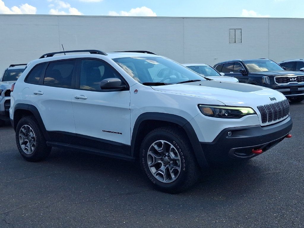 Used 2021 Jeep Cherokee Trailhawk w/ Sun, Sound & Nav Group AWD/4WD image 3