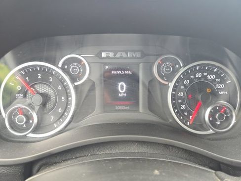 Certified 2025 RAM 2500 Big Horn AWD/4WD image 12