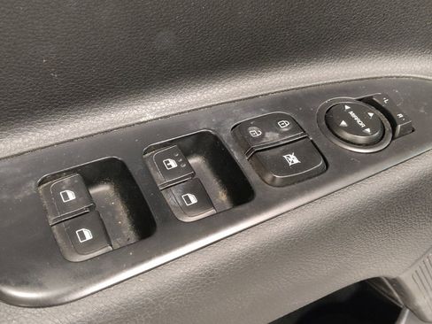 Used 2018 Kia Rio S image 27