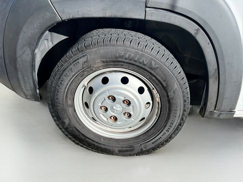 Used 2021 RAM ProMaster 2500 image 11