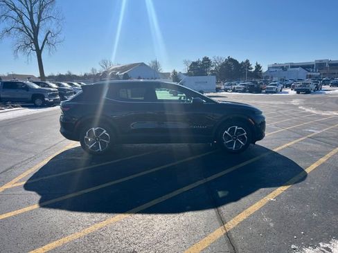 New 2026 Chevrolet Equinox EV LT w/ LPO, All-Weather Mat Package image 6