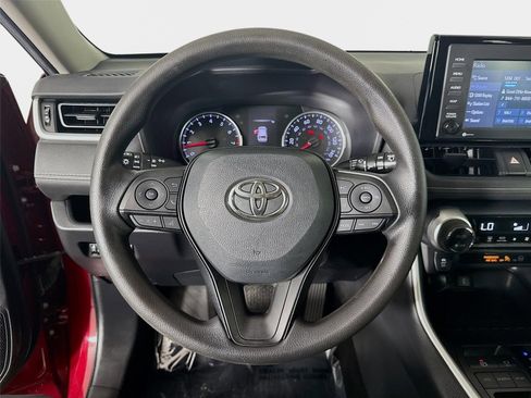 Used 2021 Toyota RAV4 XLE FWD image 12
