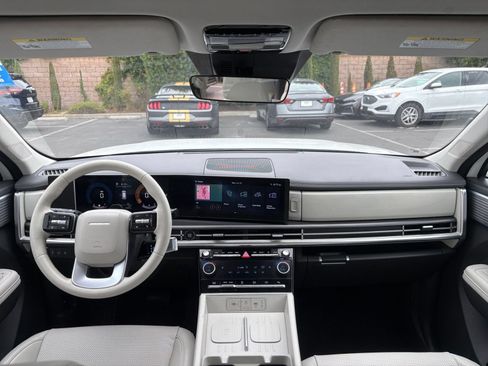 Used 2026 Hyundai Santa Fe SEL FWD image 32
