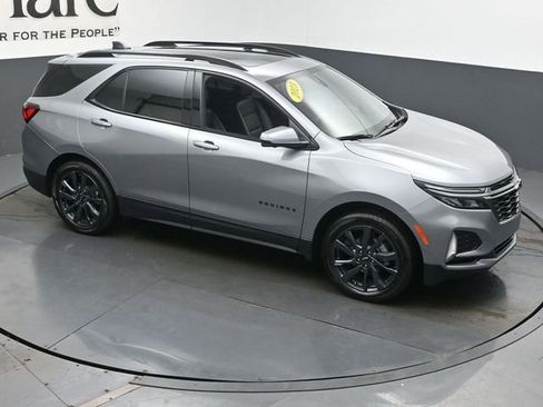 Used 2023 Chevrolet Equinox RS w/ RS Leather Package image 37