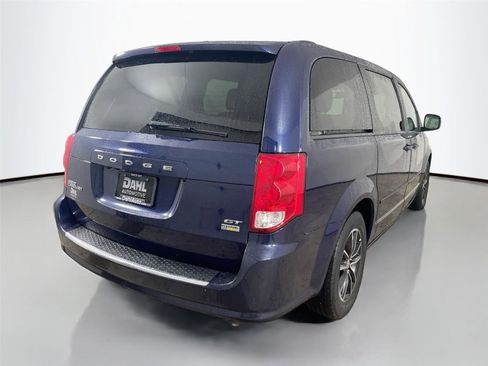 Used 2017 Dodge Grand Caravan GT FWD image 13