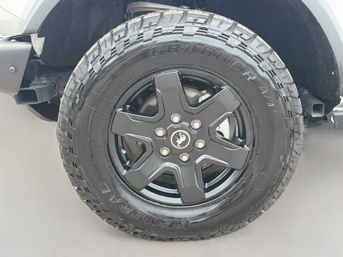 Used 2024 Ford Bronco Black Diamond AWD/4WD image 41