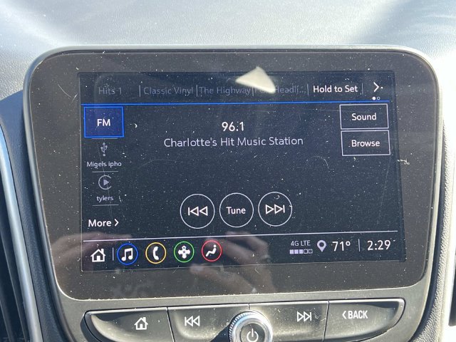 Used 2023 Chevrolet Malibu LT FWD image 9