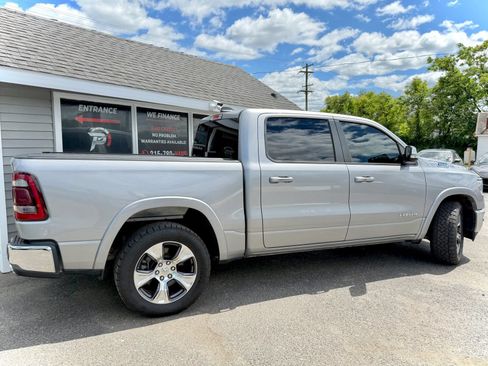 Used 2019 RAM 1500 Laramie AWD/4WD image 13