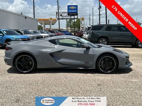 New 2025 Chevrolet Corvette E-Ray image 35