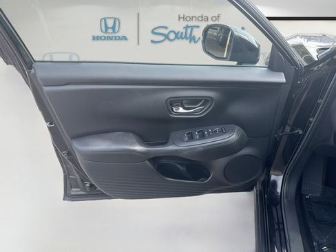 Certified 2024 Honda HR-V LX image 19