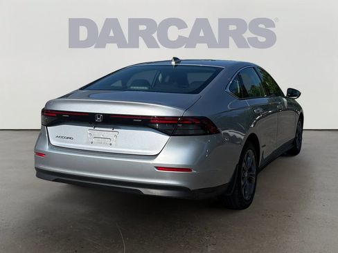 Used 2023 Honda Accord EX image 7