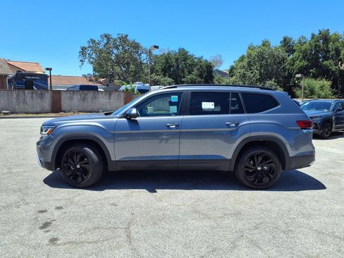 Certified 2023 Volkswagen Atlas SE FWD image 4