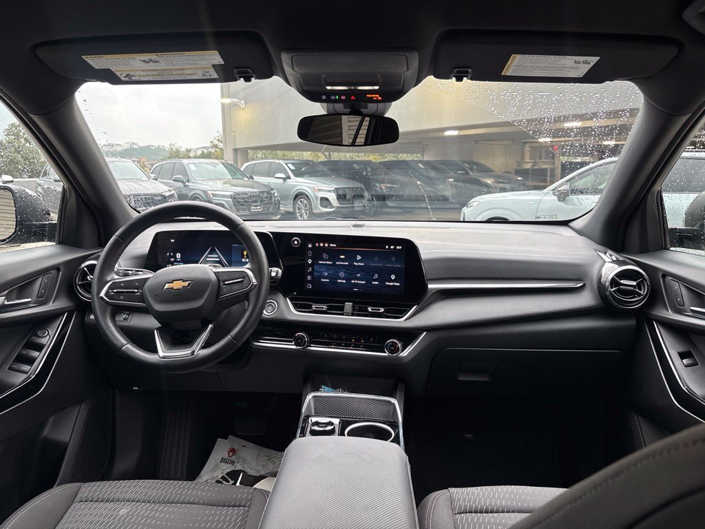 Used 2026 Chevrolet Equinox LT FWD image 22