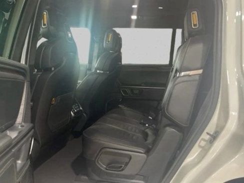 Used 2024 Rivian R1S Adventure AWD/4WD image 16