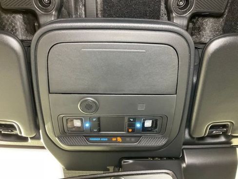 New 2025 Ford Bronco Outer Banks image 21