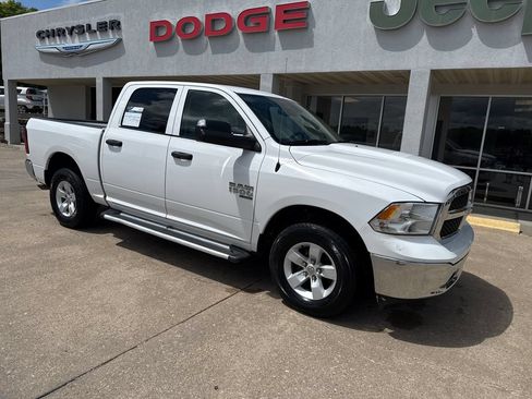 Used 2023 RAM 1500 Classic SLT w/ Trailer & Traction Group AWD/4WD image 7