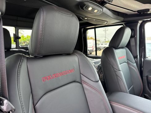 New 2026 Jeep Gladiator Rubicon AWD/4WD image 14