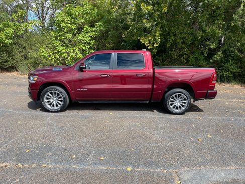 Used 2022 RAM 1500 Laramie w/ Laramie Southwest Edition RWD image 2