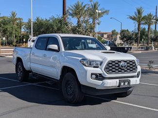 Used 2020 Toyota Tacoma TRD Sport video 3