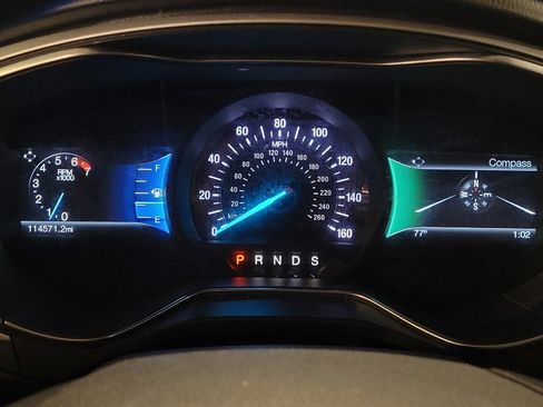 Used 2016 Ford Fusion SE image 23