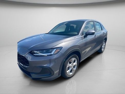 Used 2025 Honda HR-V LX image 2
