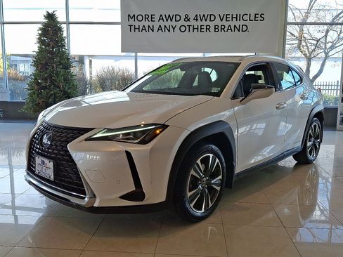 Used 2021 Lexus UX 250h w/ Premium Package image 3