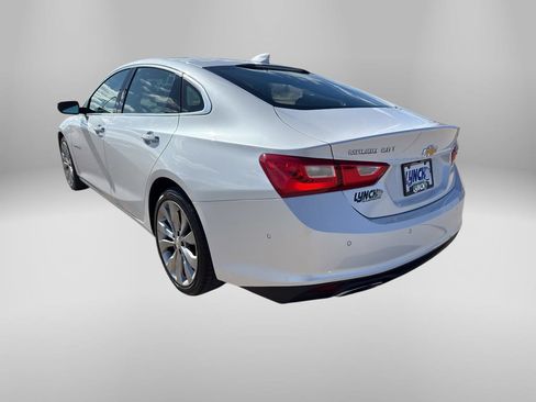 Used 2018 Chevrolet Malibu Premier w/ Premier Sun and Wheel Package image 3