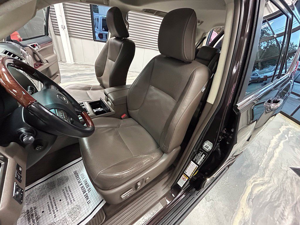 Used 2012 Lexus GX 460 w/ Comfort Plus Pkg AWD/4WD image 7