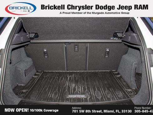 Used 2025 Land Rover Range Rover Evoque S image 9