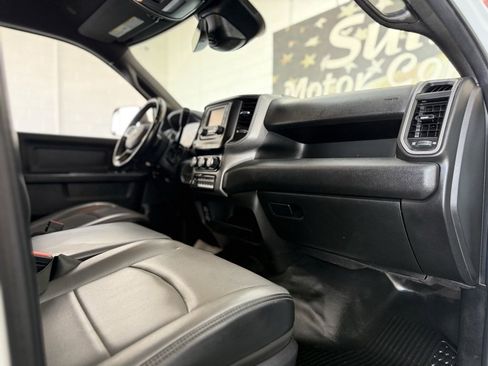 Used 2022 RAM 5500 Tradesman w/ Safety Group image 46