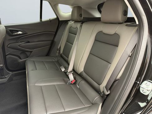 New 2026 Chevrolet Trax ACTIV w/ Sunroof Package image 13