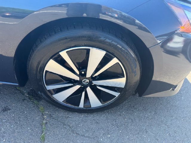 Used 2020 Nissan Altima 2.5 SV FWD image 15