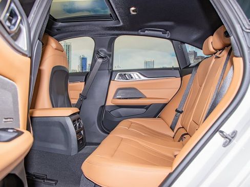 Used 2025 BMW i4 xDrive40i w/ Premium Package image 22