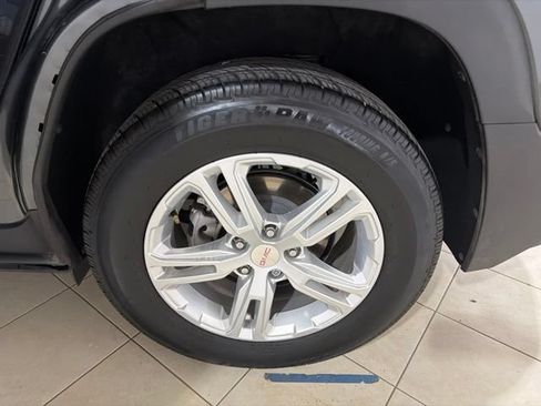 Used 2021 GMC Terrain SLE w/ Driver Convenience Package FWD image 26