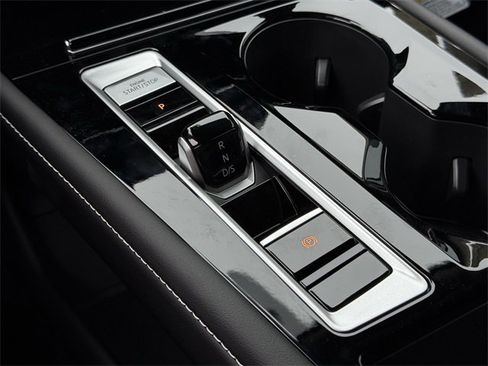 New 2026 Volkswagen Atlas SE image 17